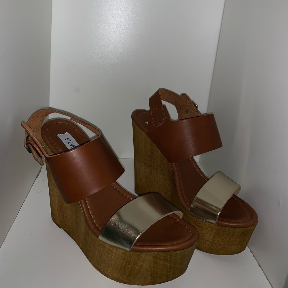 Steve Madden Wedges